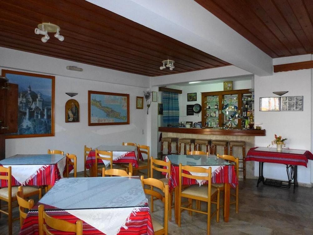 Vlachakis Hotel Stalida Buitenkant foto