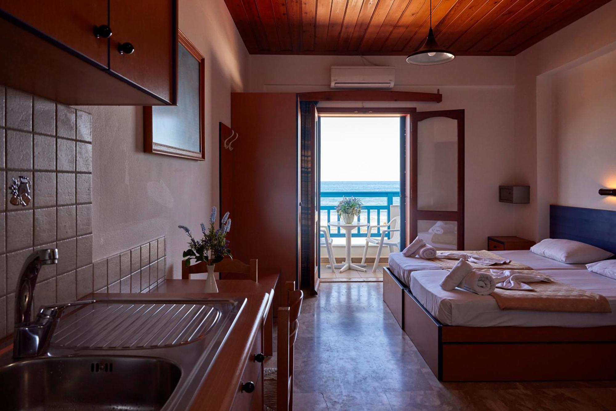Vlachakis Hotel Stalida Buitenkant foto